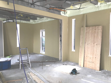 コンクリート住宅のほとんどで発砲ウレタンが採用されています。